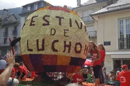 T3 3 Etoiles Hyper Centre Luchon *